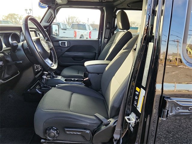 Used 2021 Jeep Gladiator Overland image 8