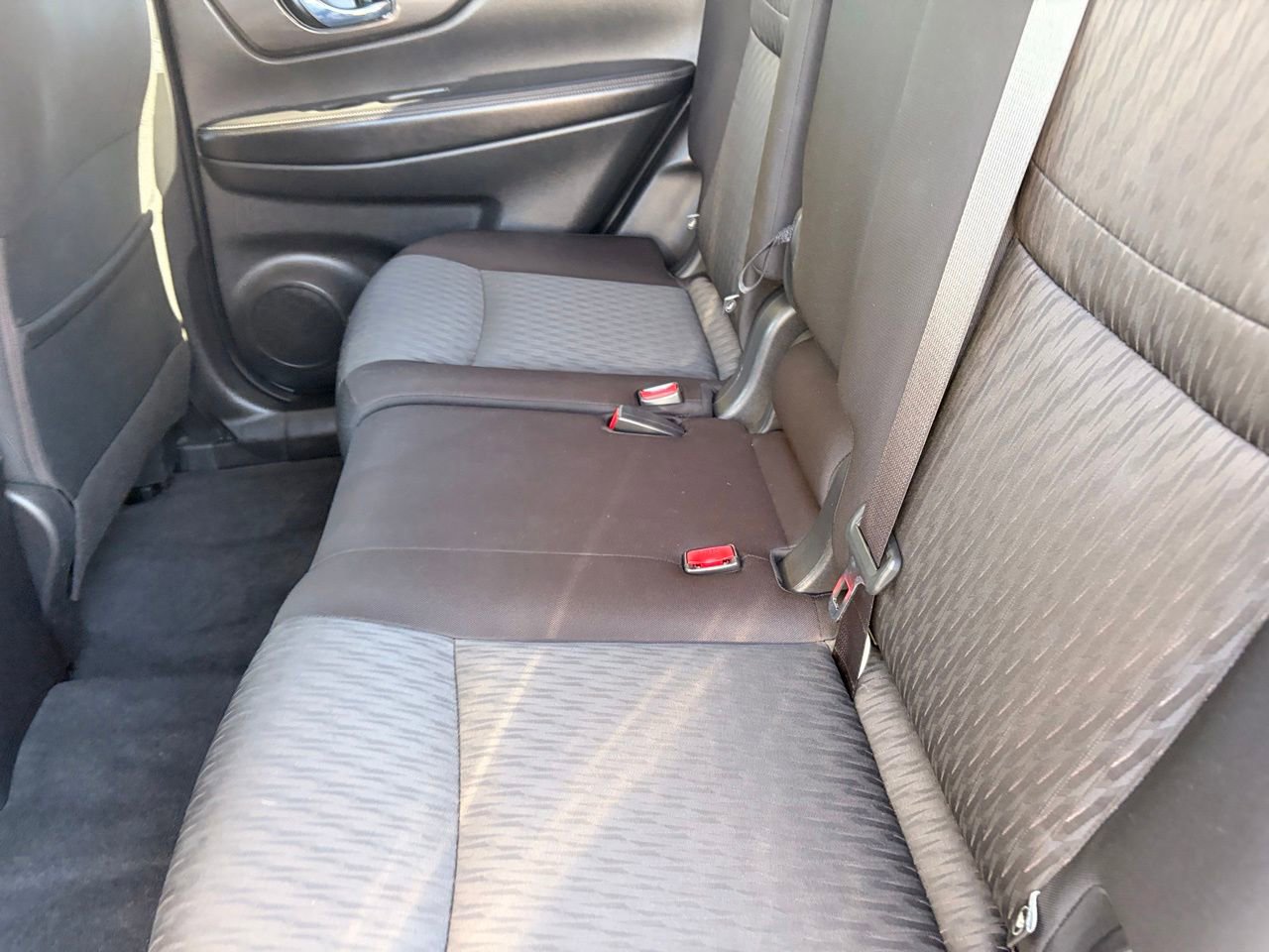 Certified 2020 Nissan Rogue SV FWD image 16