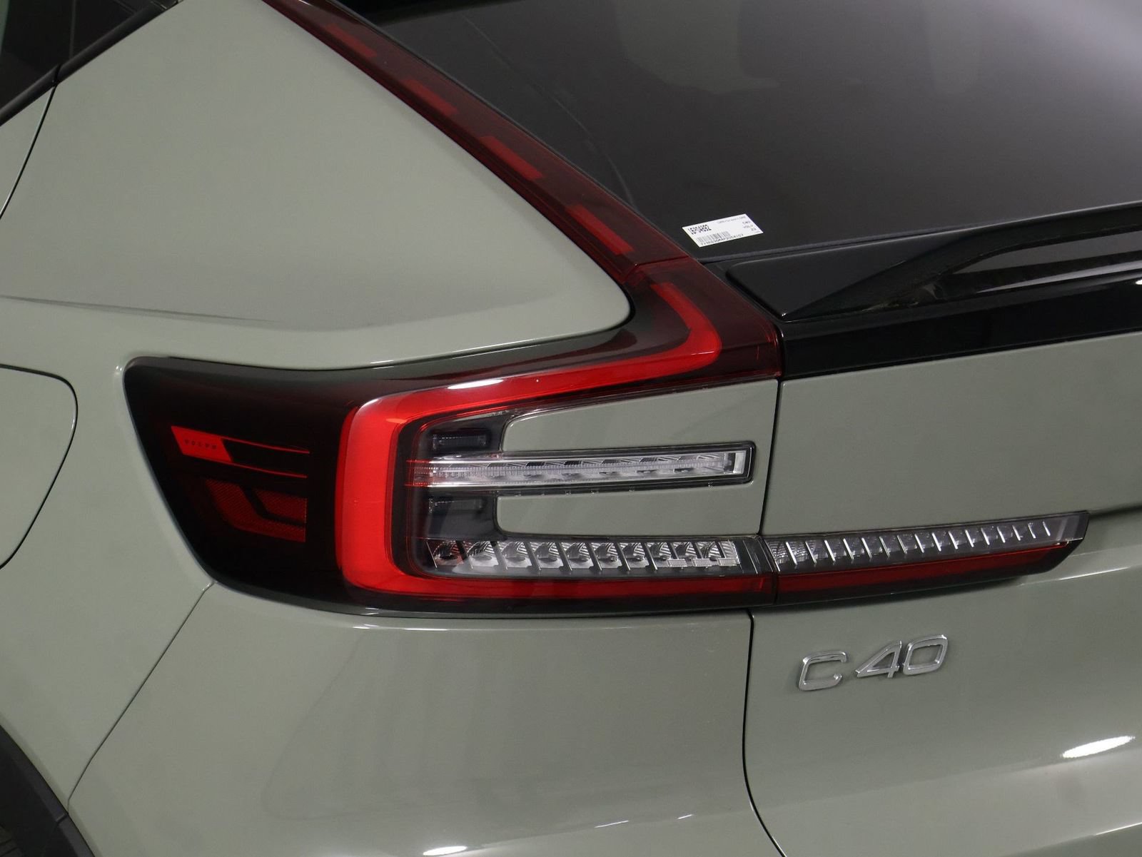 Used 2023 Volvo C40 P8 Recharge Ultimate w/ Protection Package Premier AWD/4WD image 18