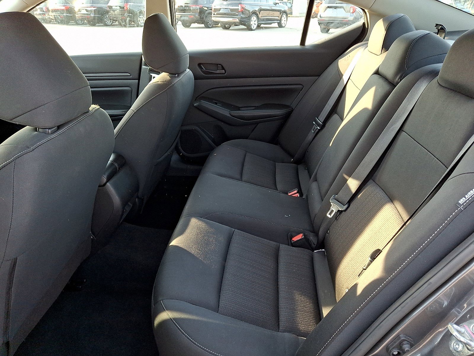Used 2024 Nissan Altima 2.5 SV FWD image 9