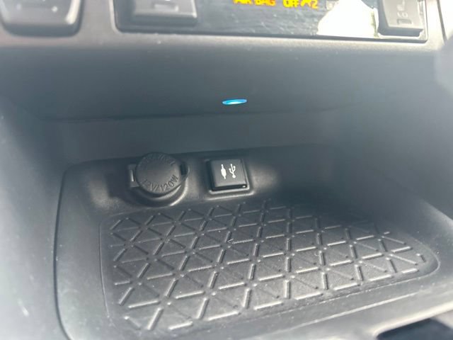 Used 2019 Toyota RAV4 XSE w/ XSE Weather Package AWD/4WD image 24