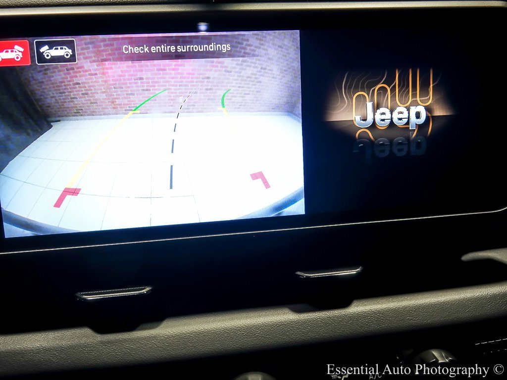 Used 2024 Jeep Wrangler Unlimited Sahara w/ Technology Group image 24