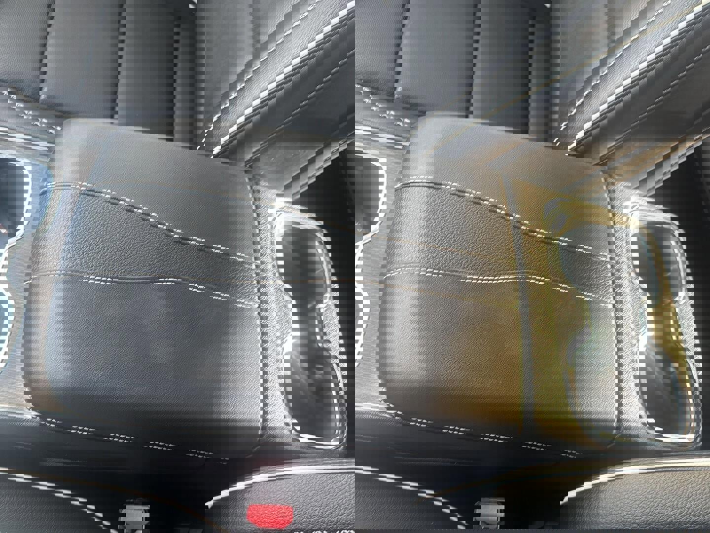 Used 2024 GMC Acadia Denali w/ Super Cruise Package image 21