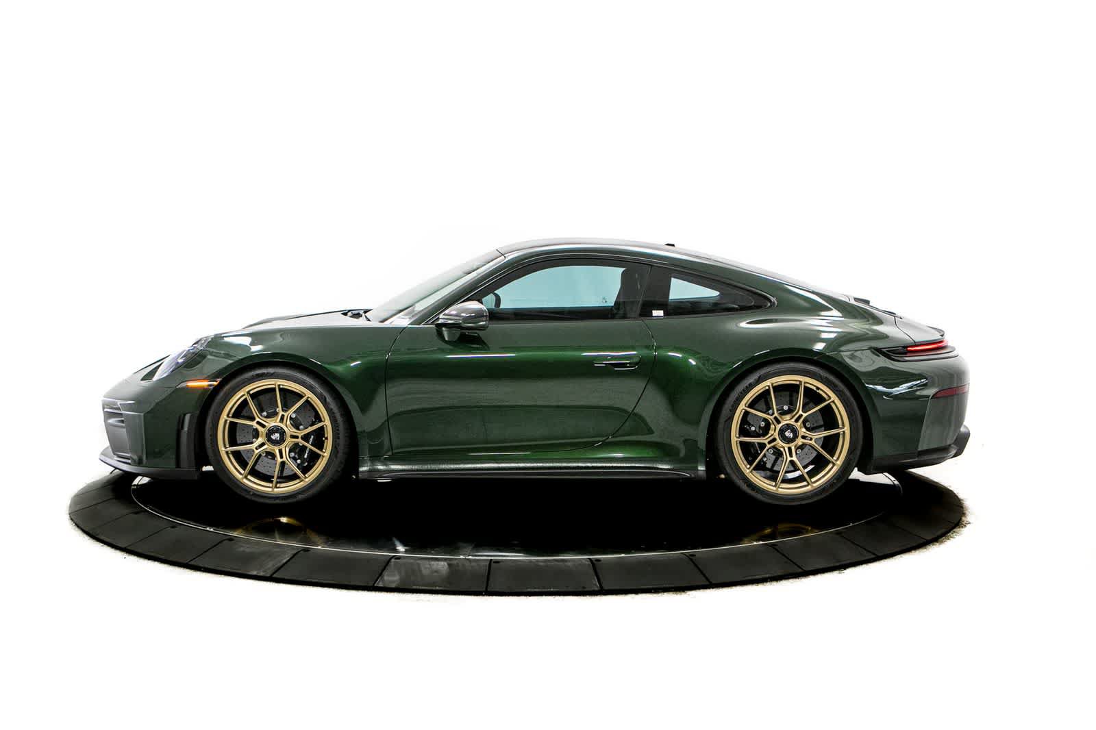 Used 2026 Porsche 911 GT3 RWD image 2