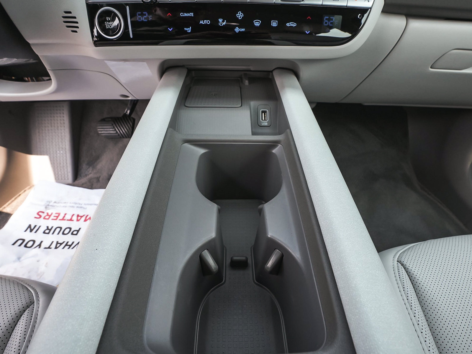 Used 2024 Hyundai Ioniq 6 SEL AWD/4WD image 28
