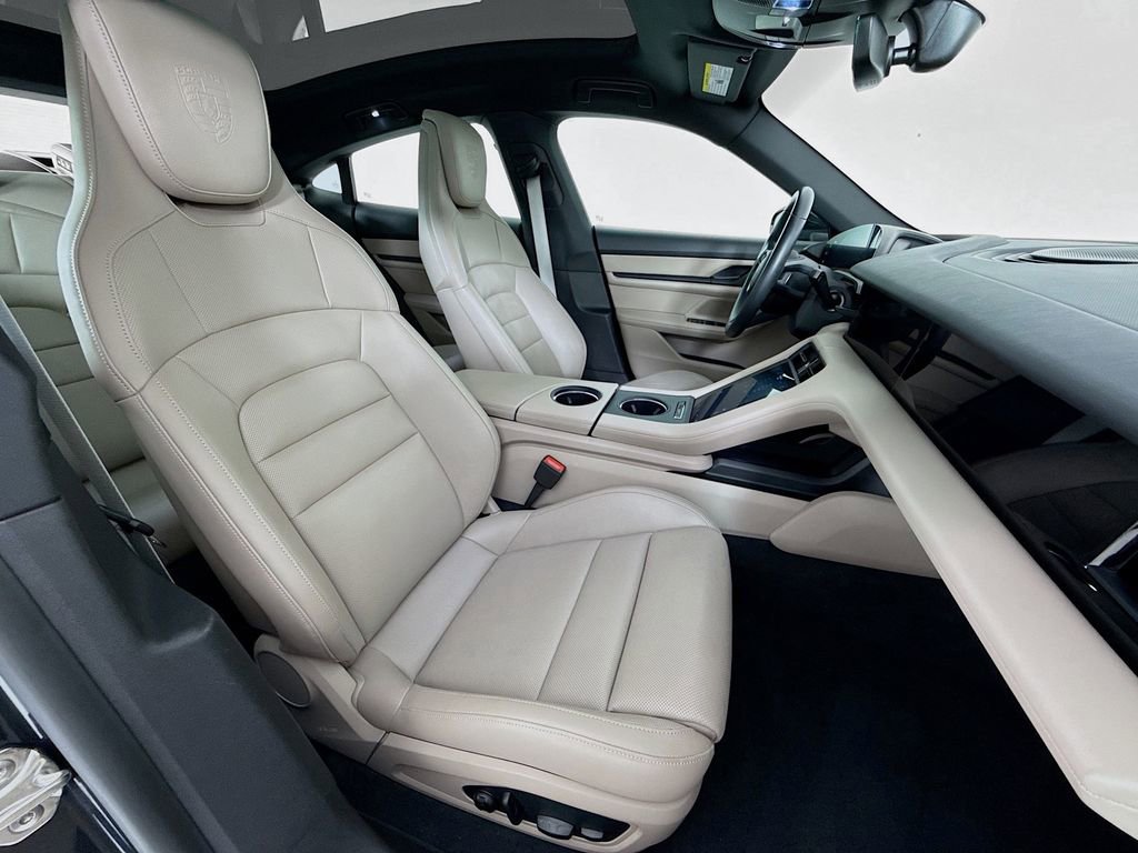 Certified 2024 Porsche Taycan image 32
