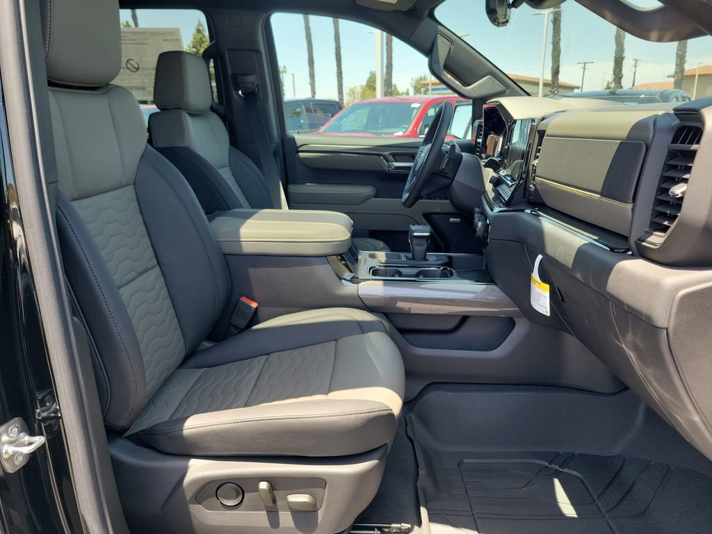 New 2026 Chevrolet Silverado 1500 ZR2 AWD/4WD image 19