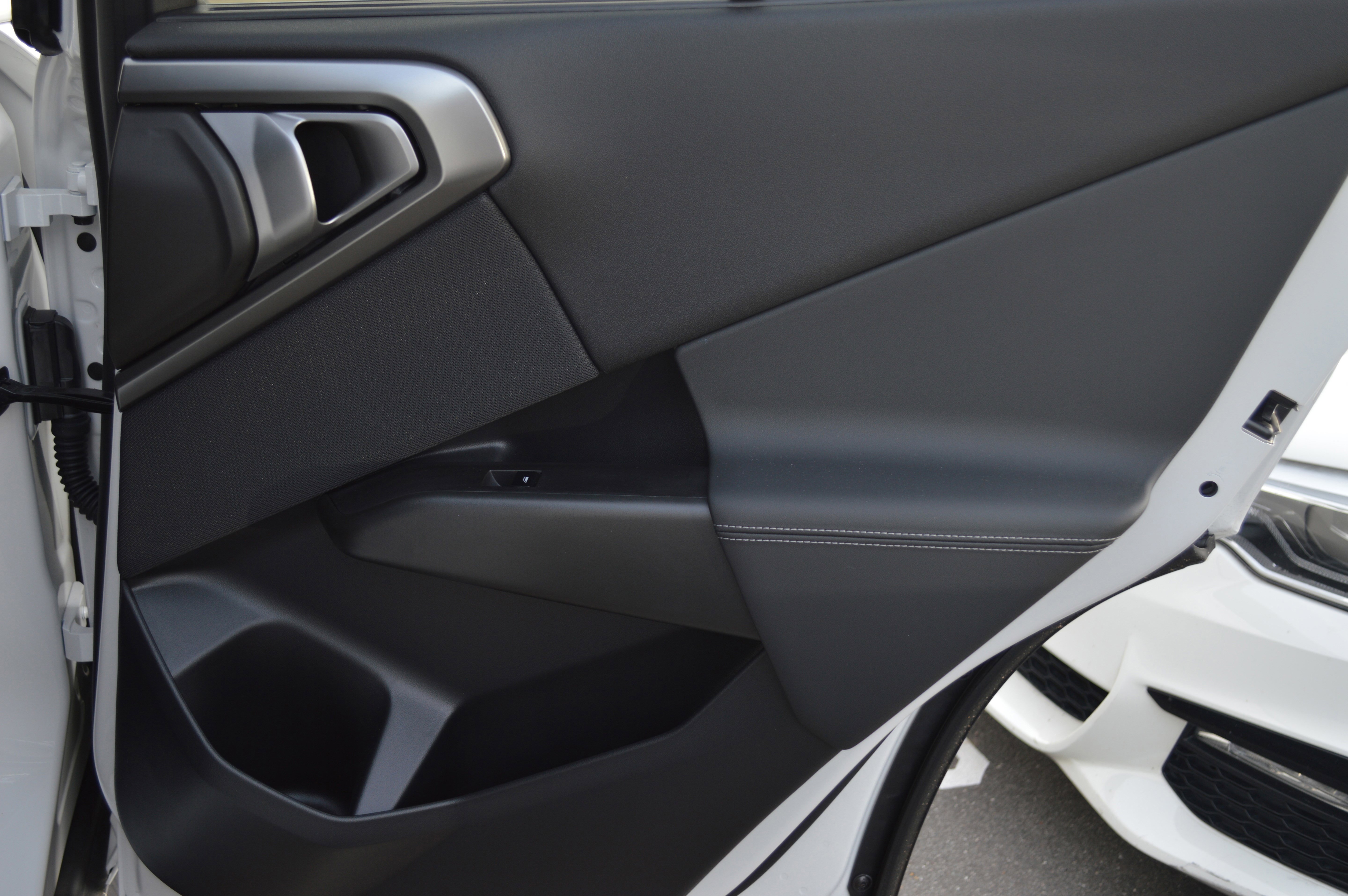 Used 2026 BMW X3 xDrive30 w/ Convenience Package image 32