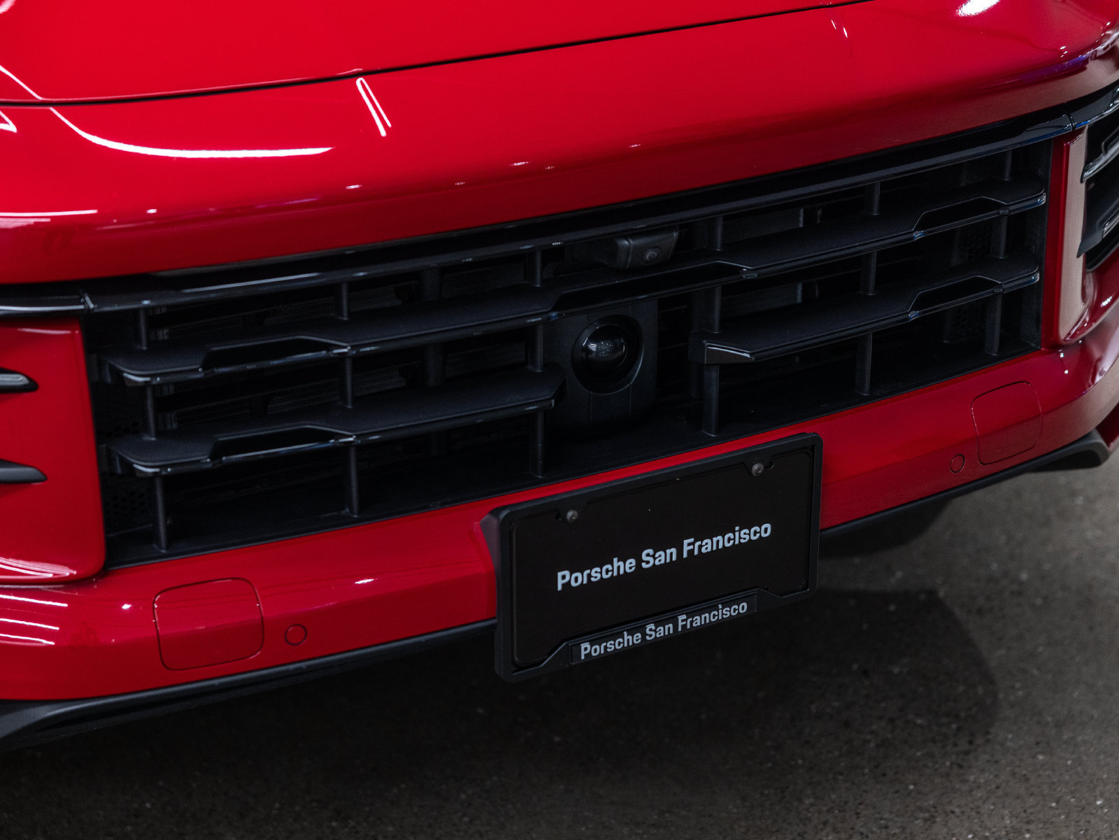 Certified 2025 Porsche Cayenne E-Hybrid Coupe AWD/4WD image 15
