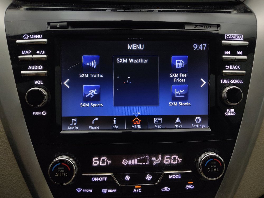 Used 2015 Nissan Murano Platinum w/ Platinum Technology Package FWD image 25