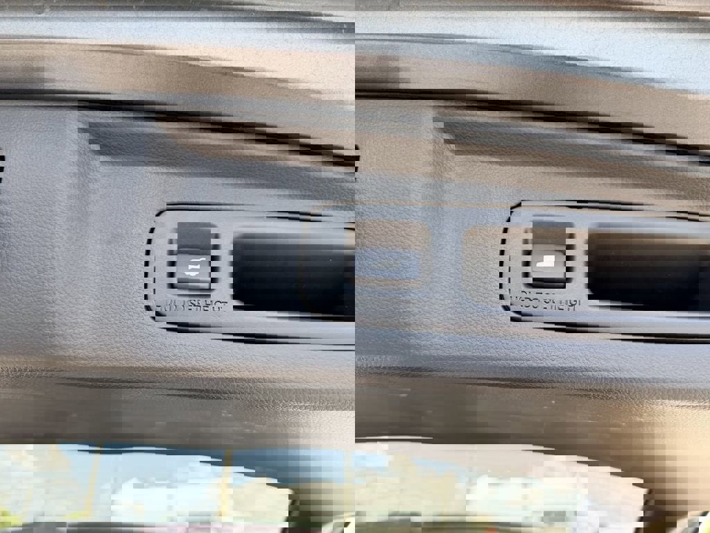 Used 2023 Honda CR-V EX-L image 13