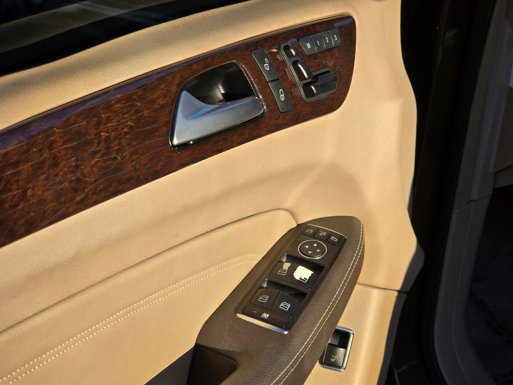 Used 2012 Mercedes-Benz ML 350 4MATIC image 38