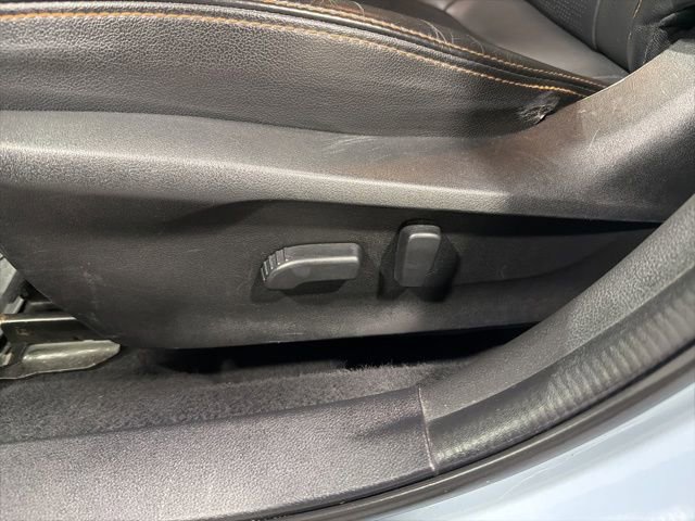 Used 2020 Subaru Crosstrek 2.0i Limited w/ Moonroof Package w/Navigation AWD/4WD image 13