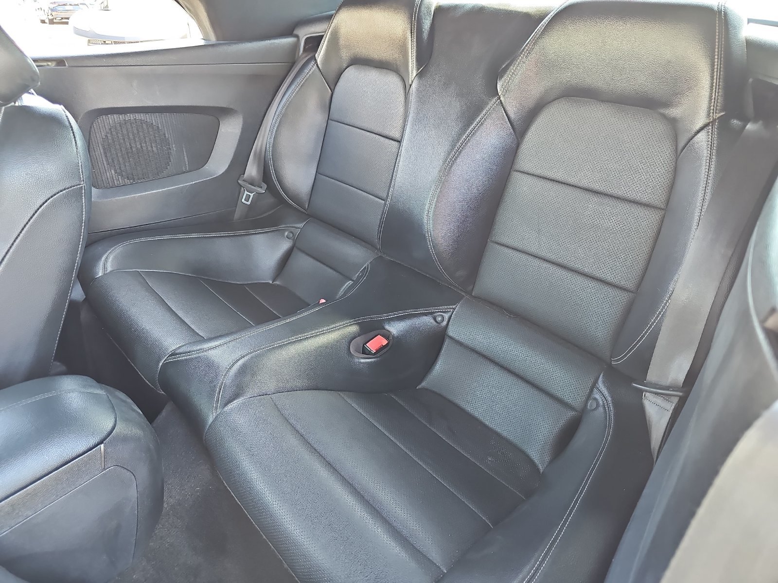 Used 2018 Ford Mustang Premium RWD image 13