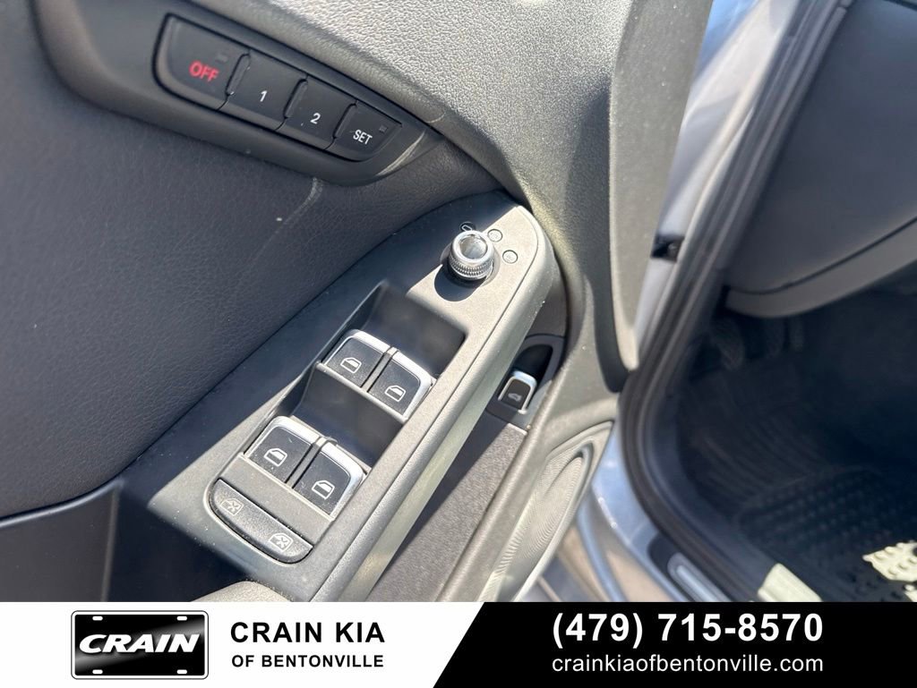 Used 2015 Audi A4 2.0T Premium Plus w/ Premium Plus Package AWD/4WD image 22