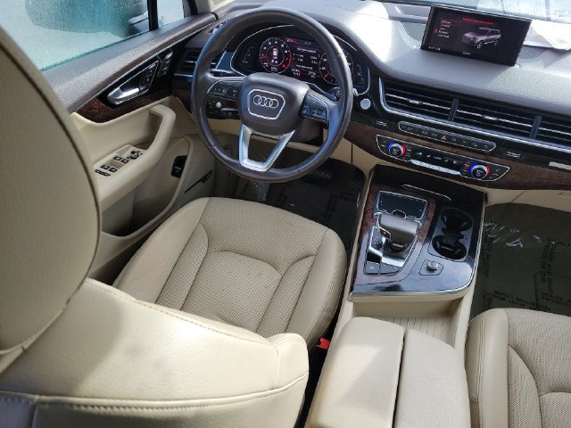 Used 2019 Audi Q7 3.0T Prestige w/ Prestige Package AWD/4WD image 11