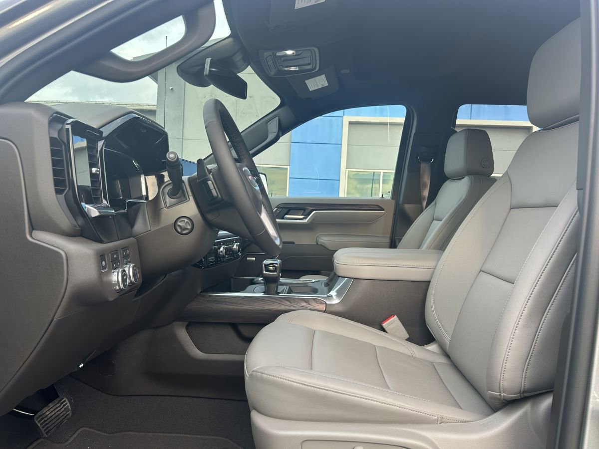 Used 2026 GMC Sierra 1500 SLT w/ SLT Premium Package image 7