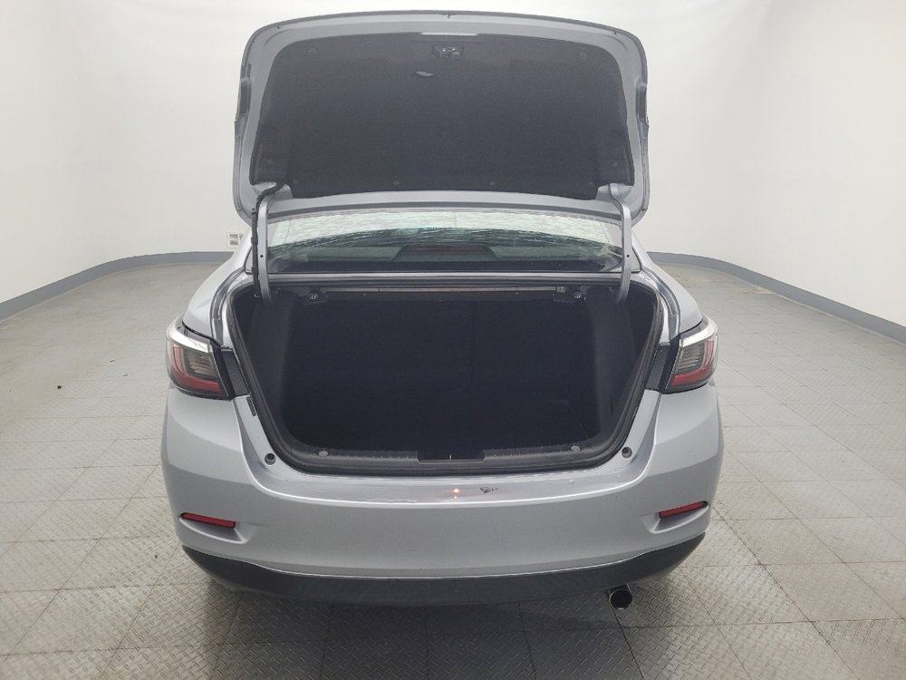 Used 2017 Toyota Yaris iA image 29