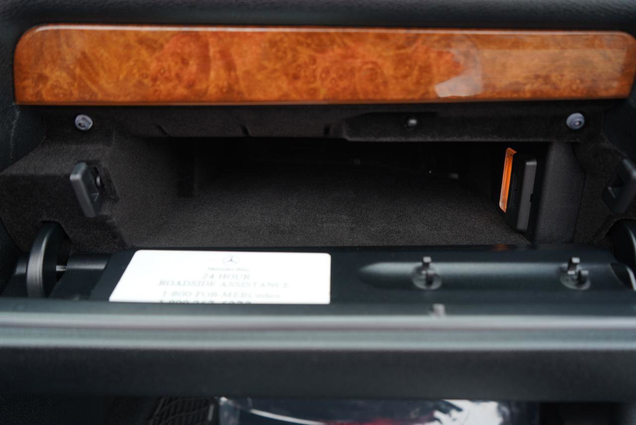 Used 2009 Mercedes-Benz SLK 300 2dr Roadster 3.0L w/ Premium I Pkg image 54