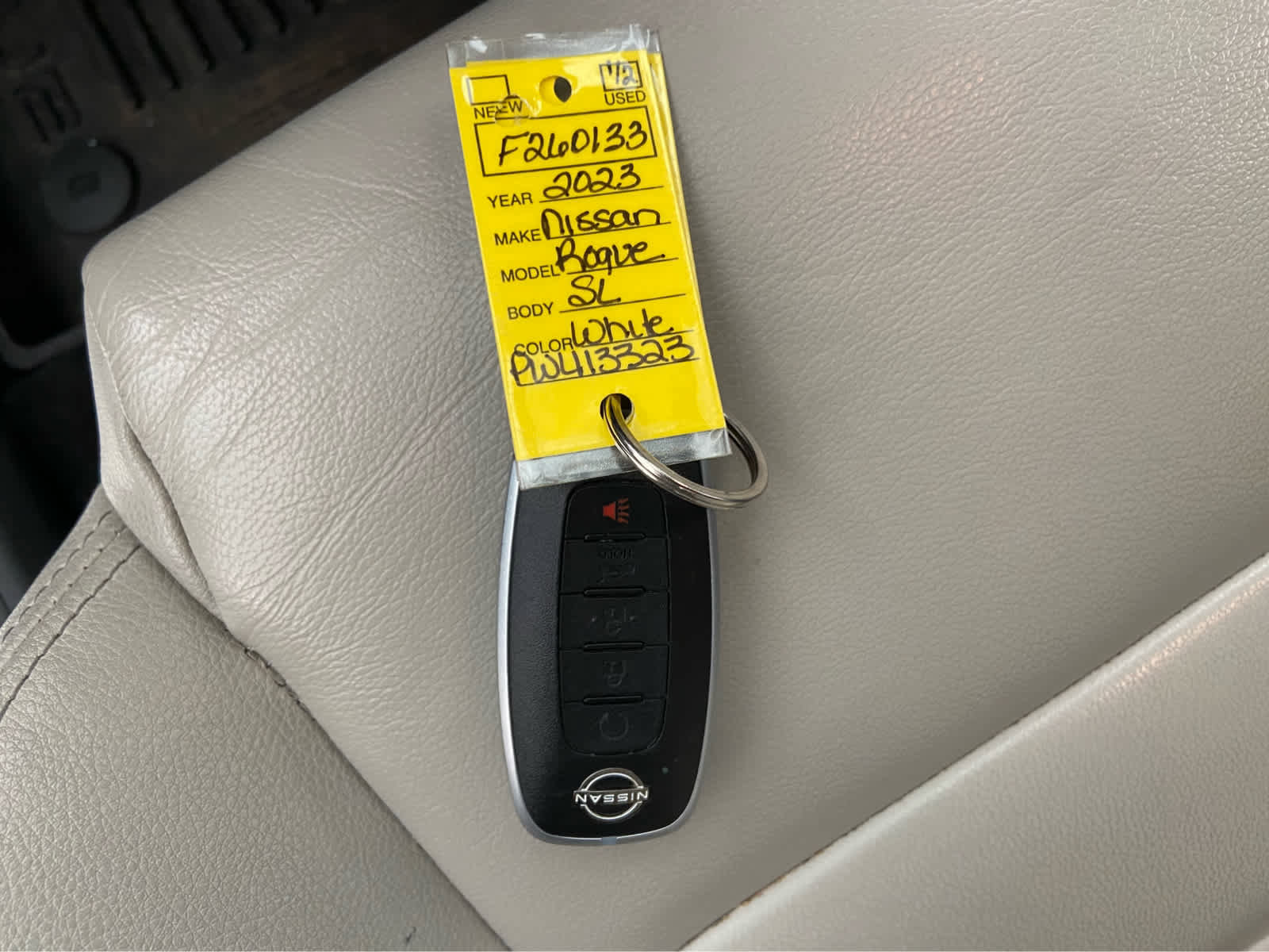 Used 2023 Nissan Rogue SL w/ SL Premium Package image 39