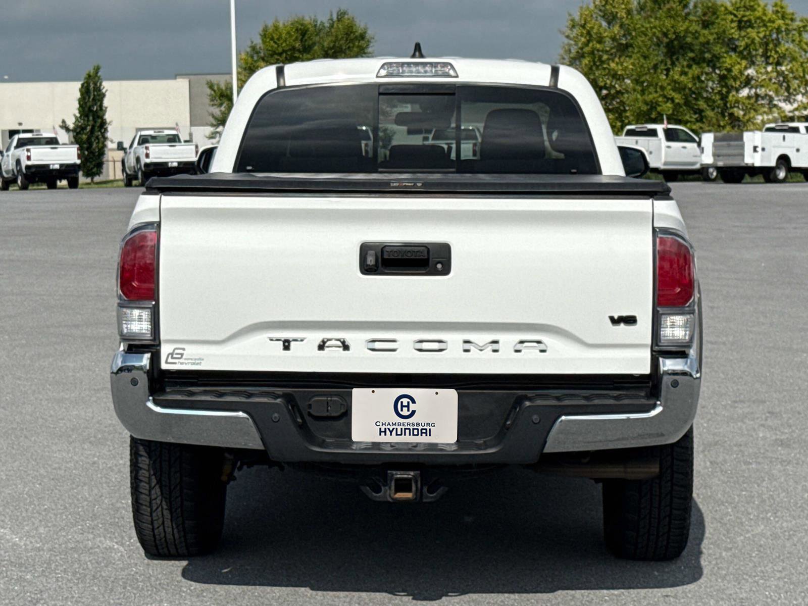 Used 2022 Toyota Tacoma TRD Off-Road image 26
