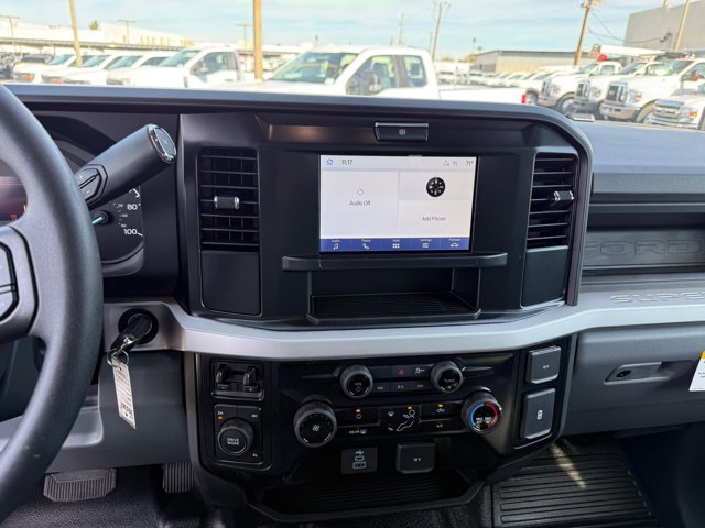 New 2026 Ford F550 4x4 Crew Cab image 9