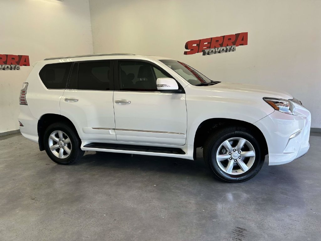 Used 2018 Lexus GX 460 w/ Navigation Package AWD/4WD image 2