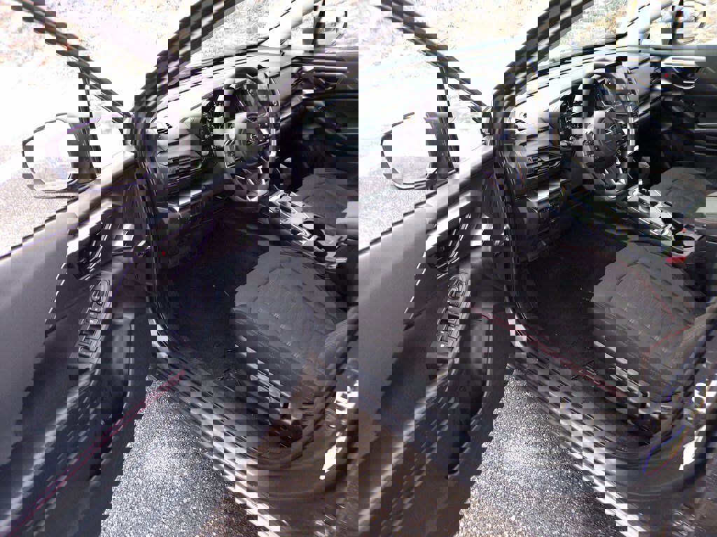 Used 2024 Subaru Impreza 2.0i Sport image 18