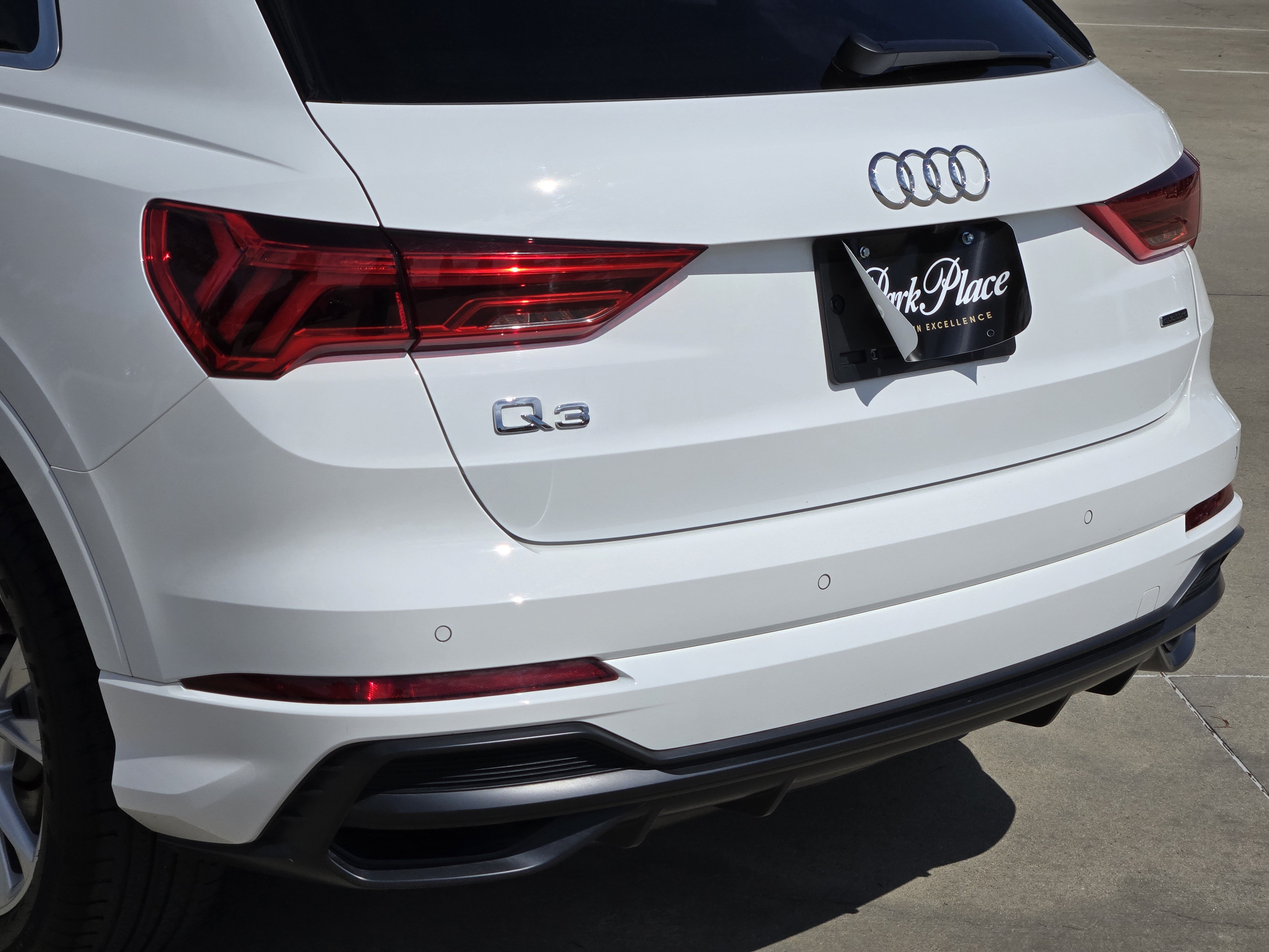 Used 2022 Audi Q3 2.0T Premium AWD/4WD image 16