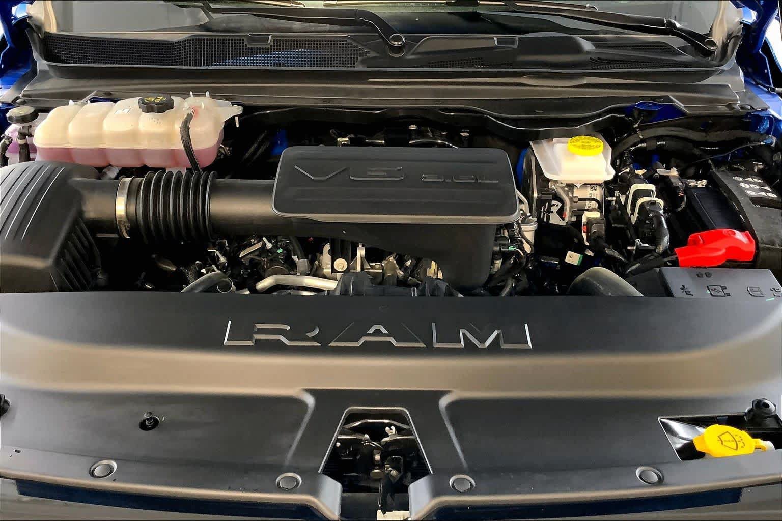 Used 2025 RAM 1500 Big Horn AWD/4WD image 30