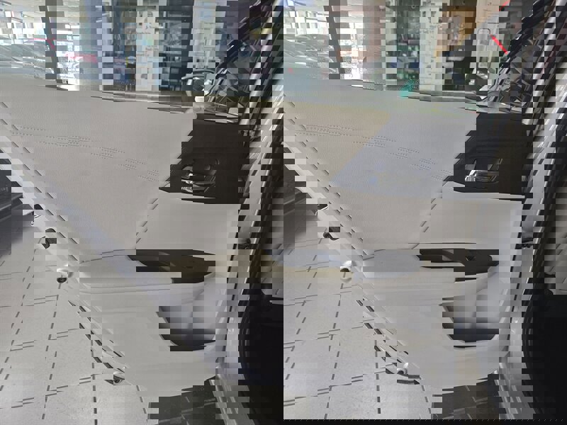 Used 2013 Honda Accord EX-L image 9