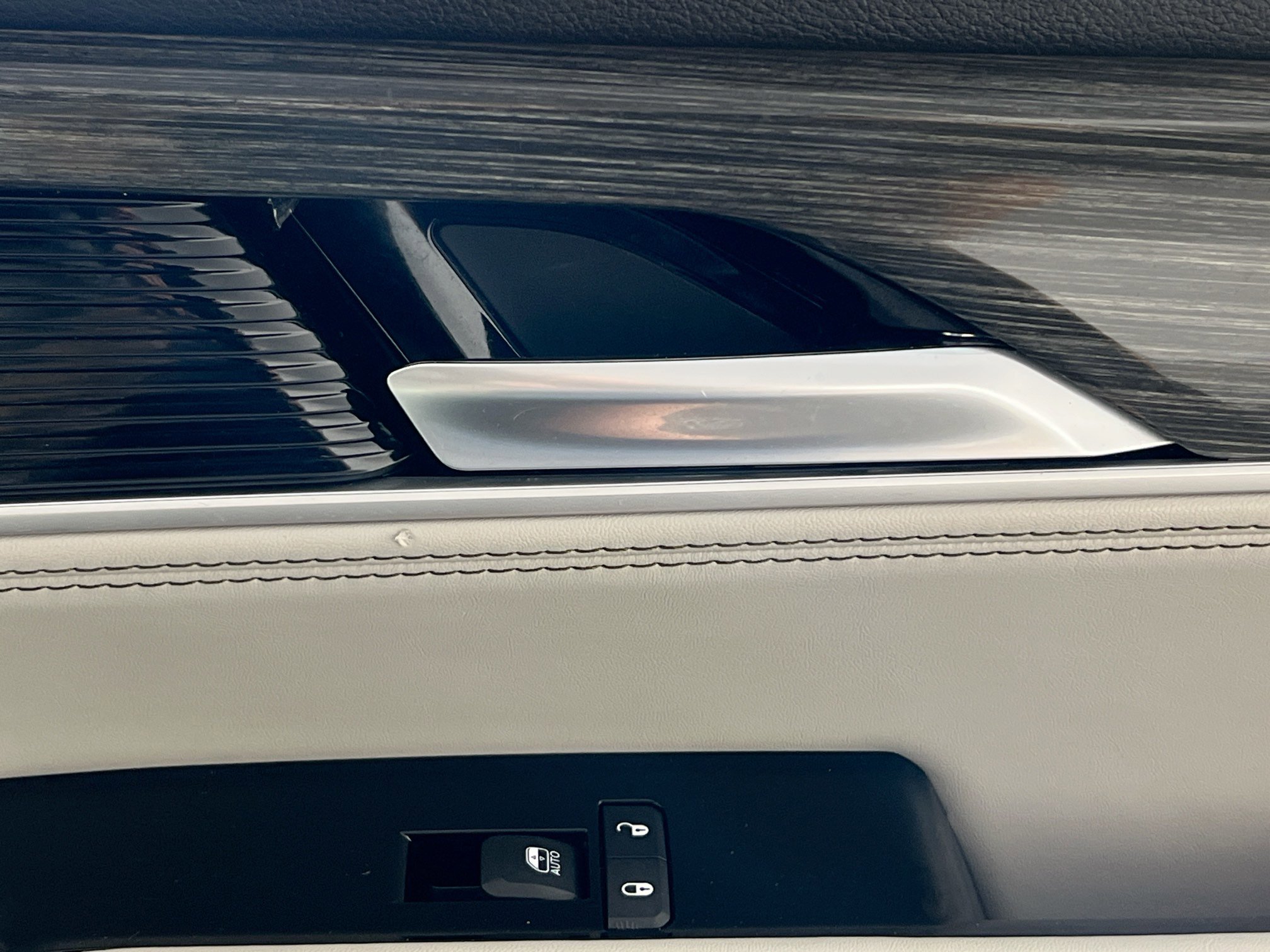 Used 2022 Jeep Wagoneer Series III w/ Convenience Group I image 32