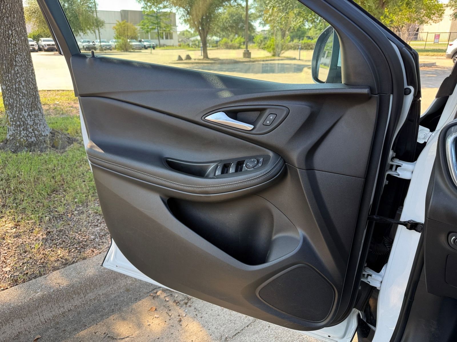 Used 2024 Buick Encore GX Sport Touring FWD image 18