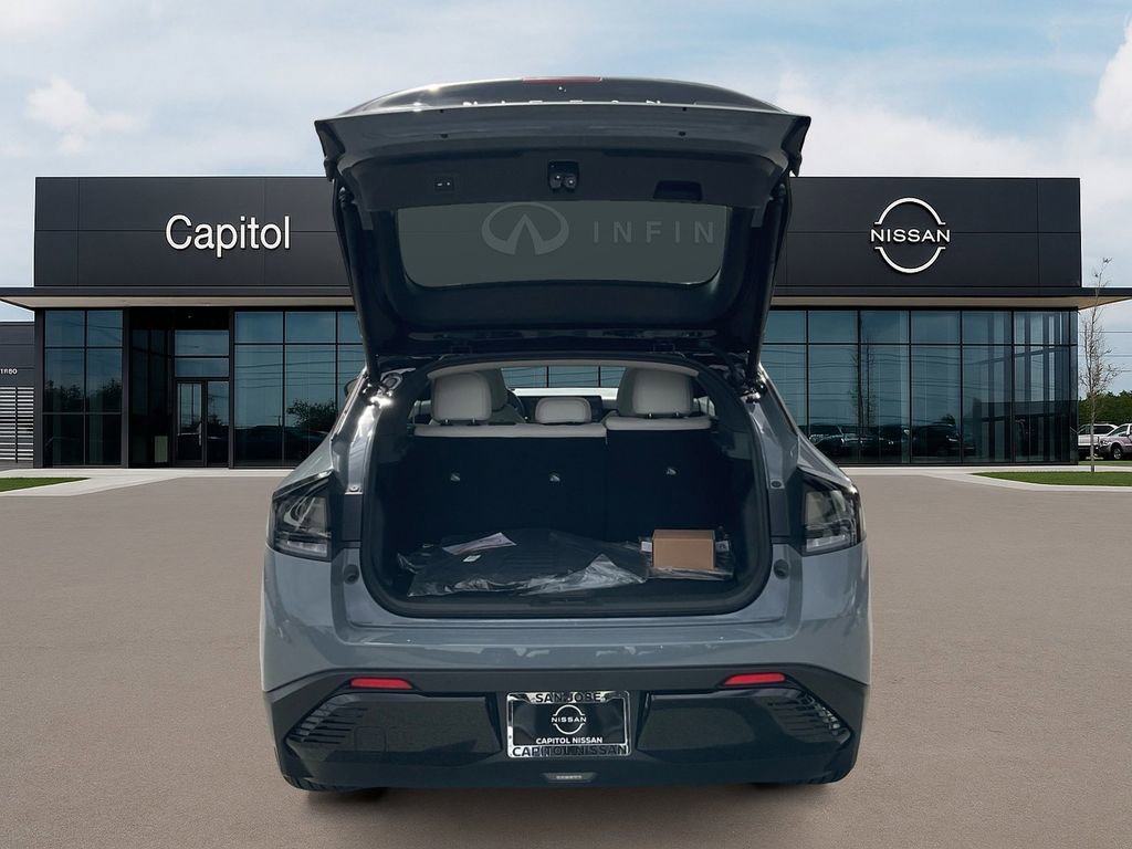 New 2026 Nissan Leaf Platinum+ image 9