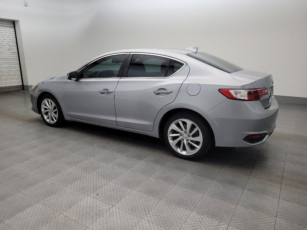 Used 2017 Acura ILX FWD image 3