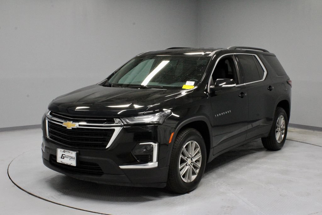 Used 2023 Chevrolet Traverse LT AWD/4WD image 6