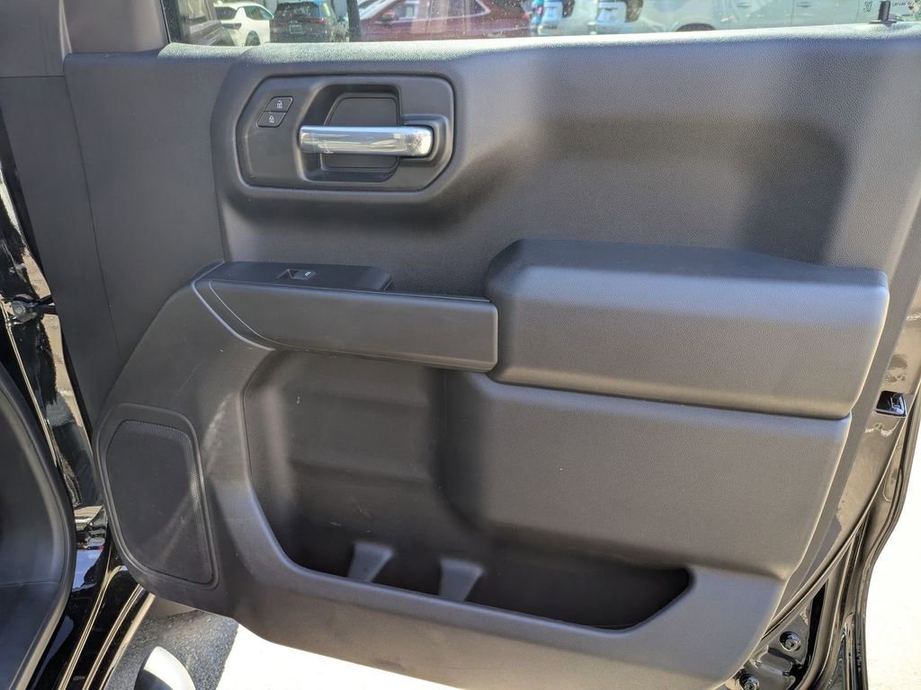 Used 2025 Chevrolet Silverado 1500 Custom Trail Boss w/ Dark Appearance Package image 28