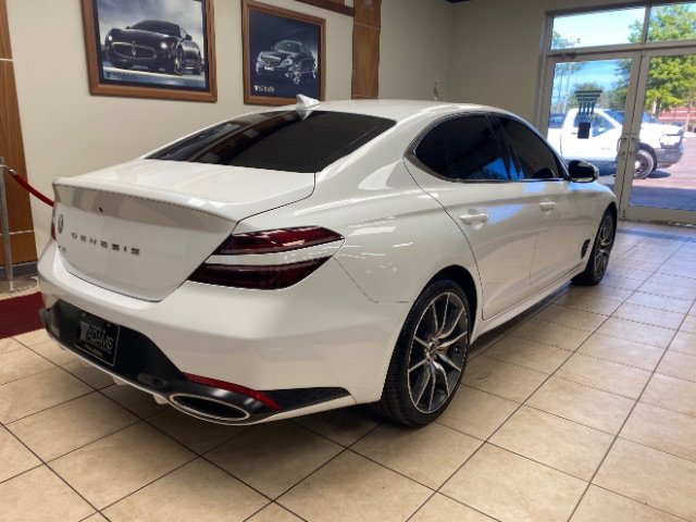 Used 2025 Genesis G70 2.5T RWD image 5