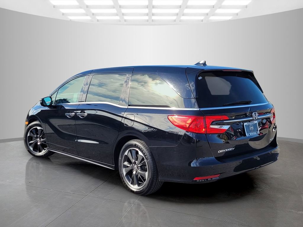 Used 2023 Honda Odyssey Elite image 6