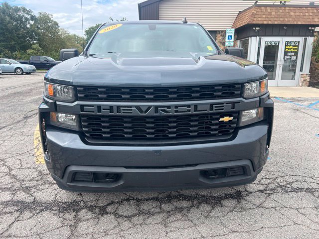 Used 2020 Chevrolet Silverado 1500 Custom w/ Custom Value Package AWD/4WD image 2