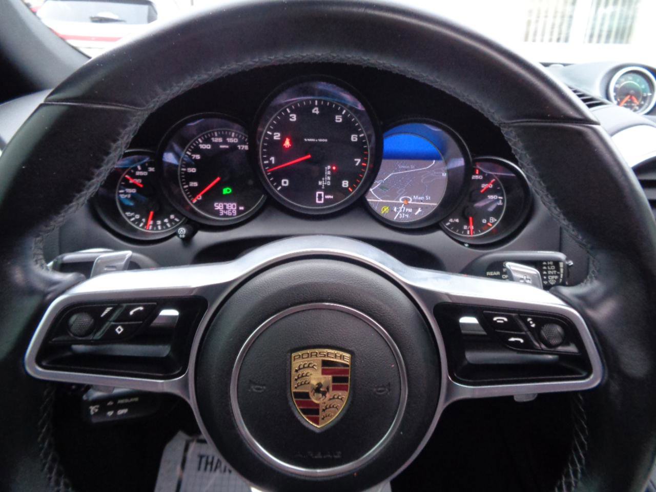 Used 2016 Porsche Cayenne AWD 4dr Platinum Edition image 29