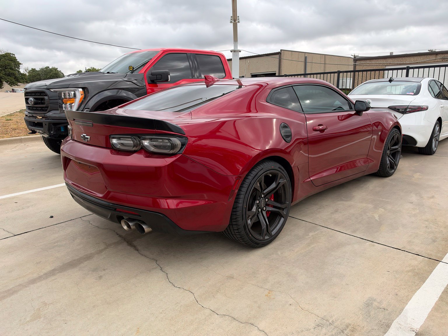 Used 2023 Chevrolet Camaro SS RWD image 3
