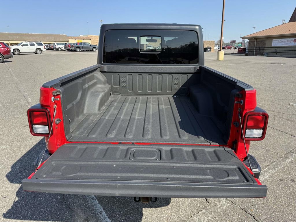 Used 2020 Jeep Gladiator Sport w/ Quick Order Package 24S image 10