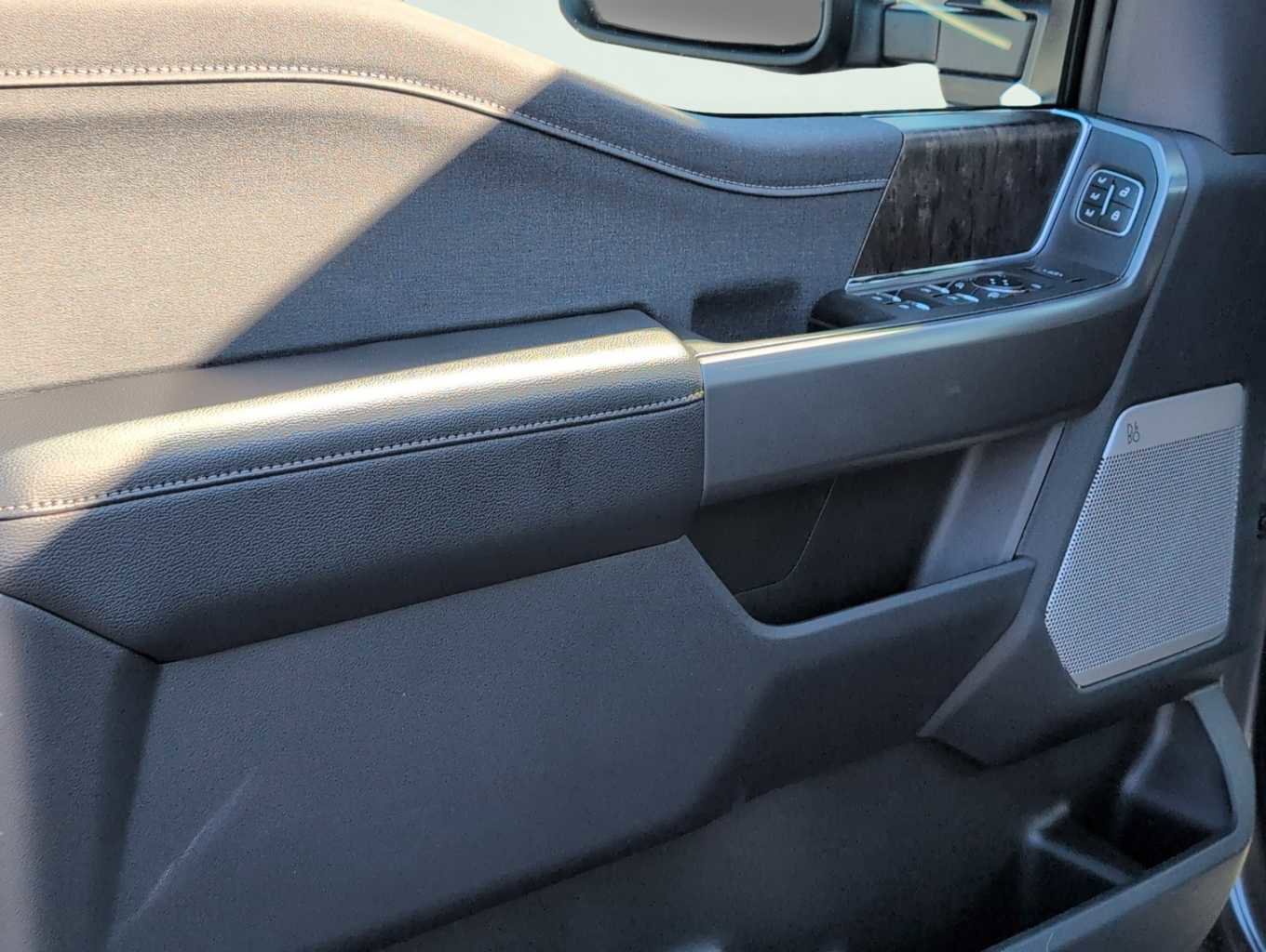 New 2026 Ford F250 Lariat w/ Chrome Package image 10