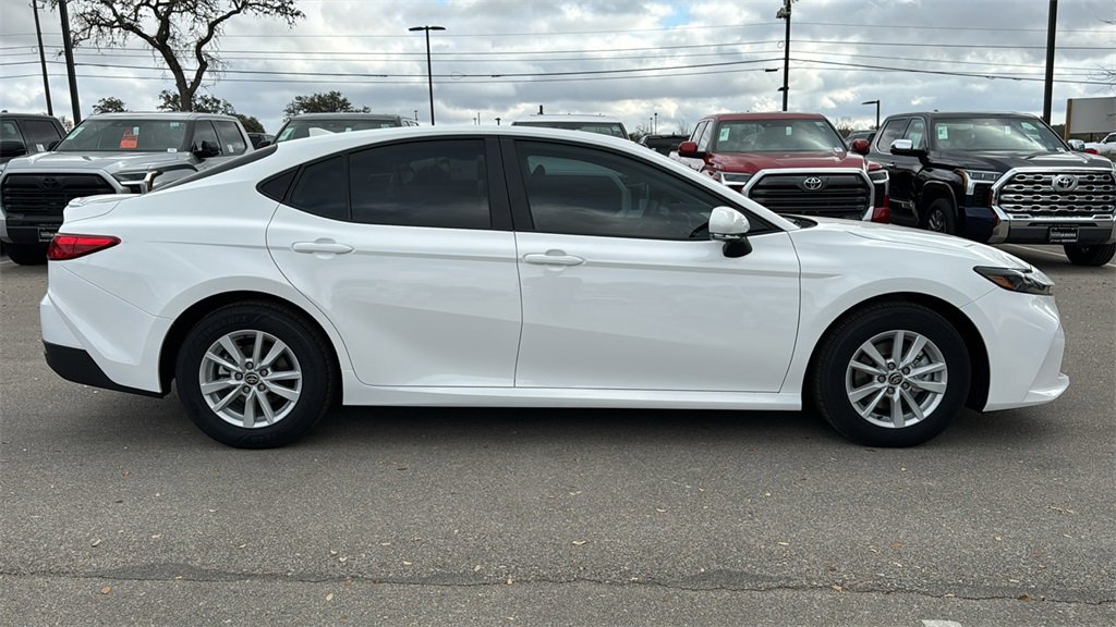 New 2026 Toyota Camry LE image 10