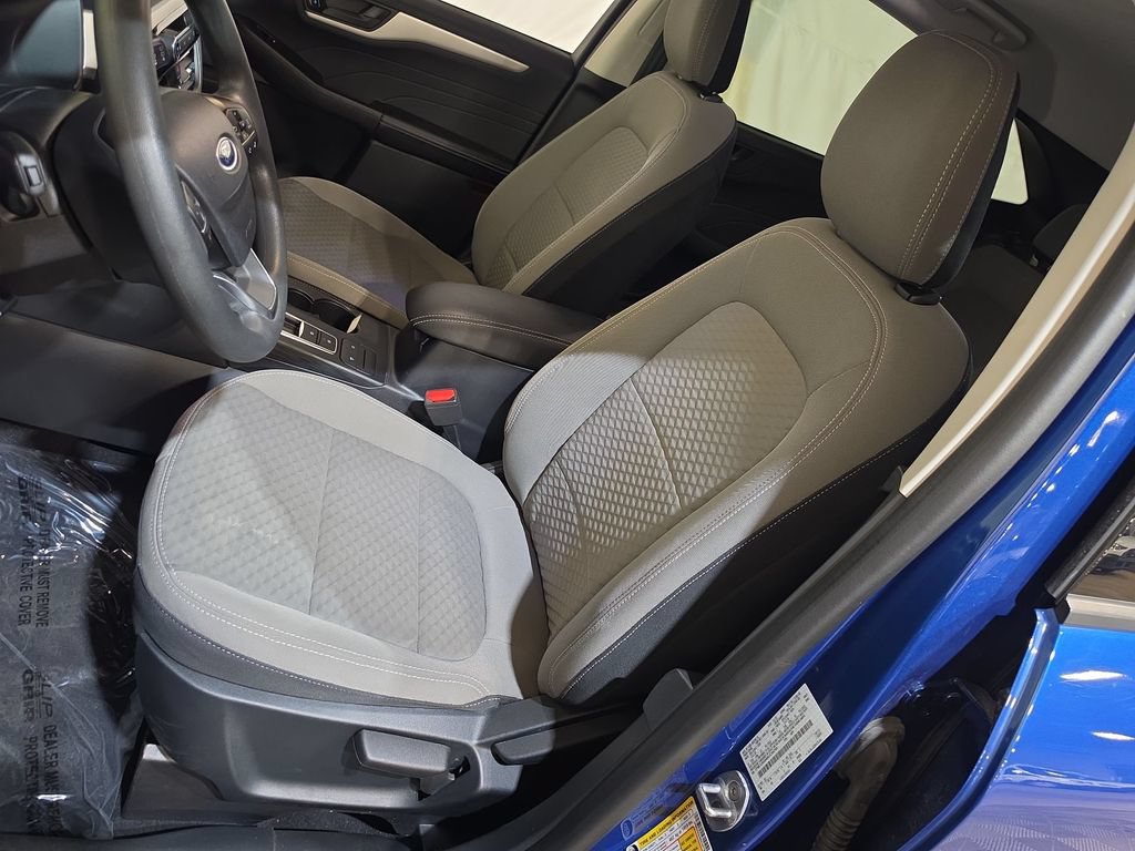 Used 2022 Ford Escape SE AWD/4WD image 13