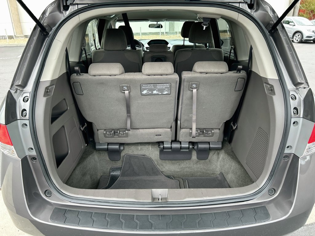 Used 2016 Honda Odyssey EX image 24