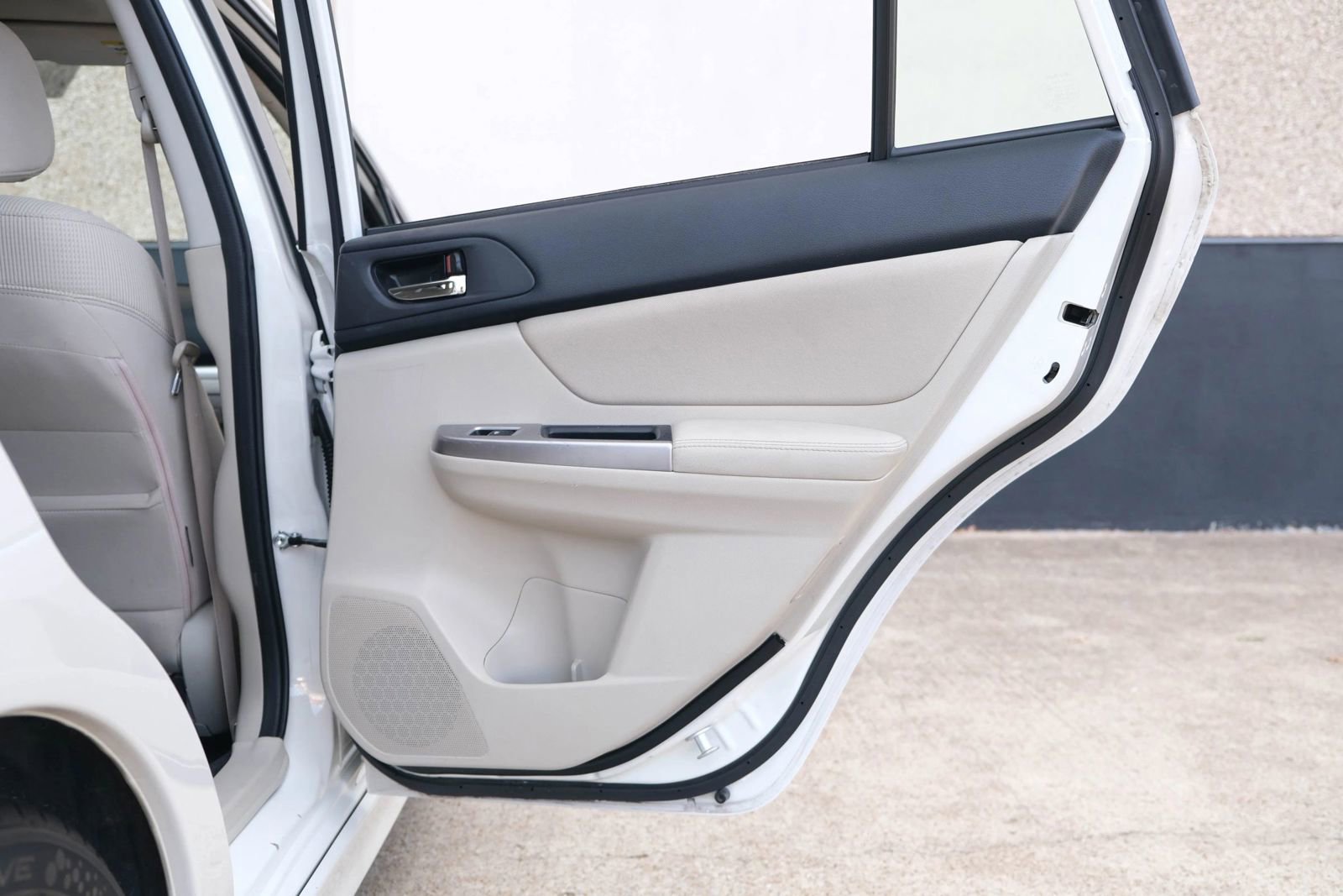 Used 2016 Subaru Impreza 2.0i Sport Premium image 28