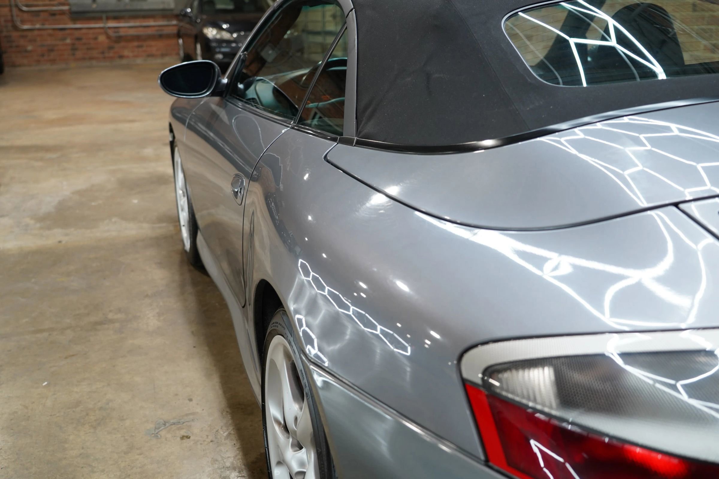 Used 2005 Porsche 911 Carrera 4S image 27