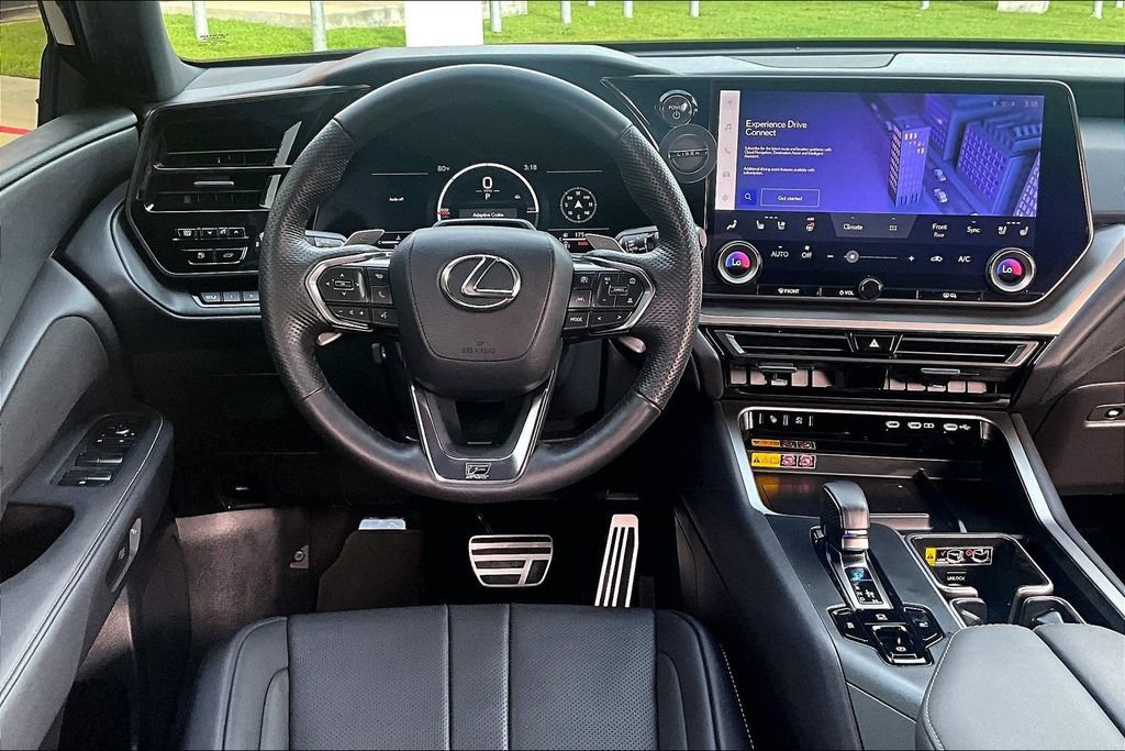 Used 2025 Lexus TX 500h AWD w/ Technology Package image 7